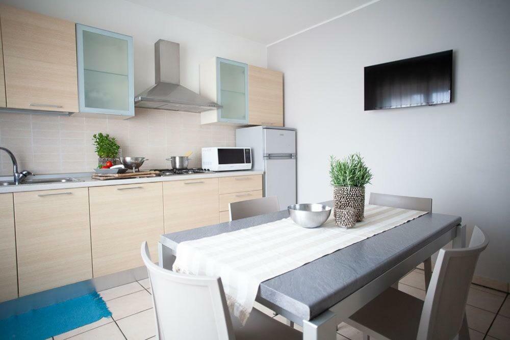 Trilocale Luna Riccione Exteriör bild